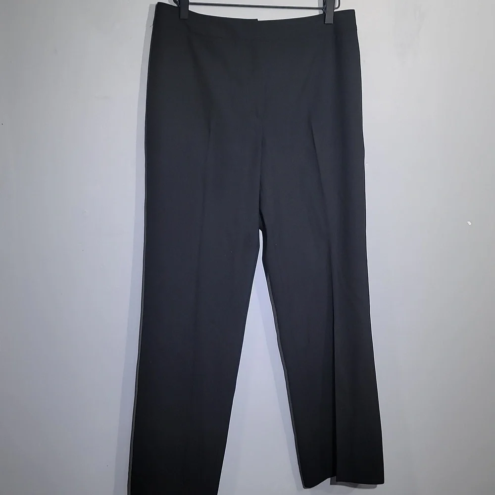 LAFAYETTE 148 New York Straight Leg Black Trouser Pants